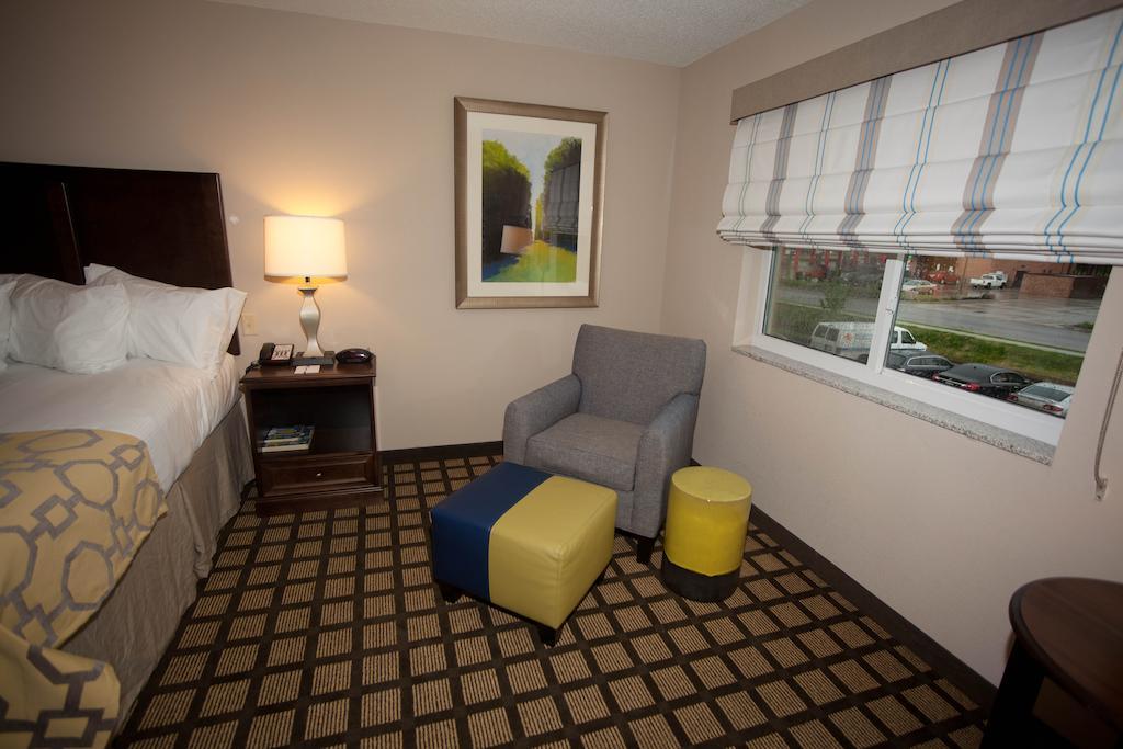 Hotel Baymont By Wyndham Erie Kearsarge Exterior foto